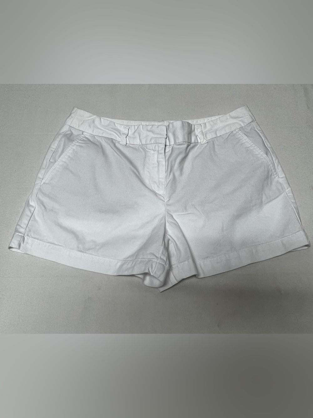 Loft Classic White Women's Cotton Shorts, Size 6